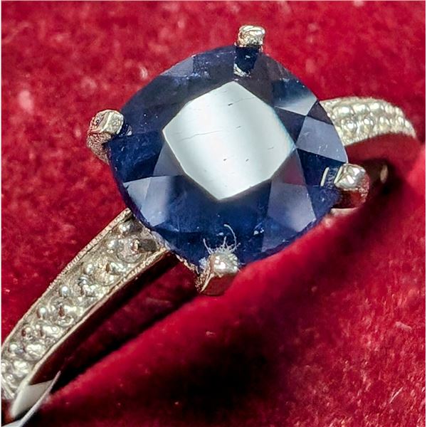 10K WHITE GOLD 2.41G BLUE SAPPHIRE 2.5CT &