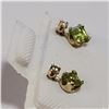 Image 2 : 10K YELLOW GOLD PERIDOT(0.4CT) EARRINGS