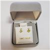 Image 4 : 10K YELLOW GOLD PERIDOT(0.4CT) EARRINGS