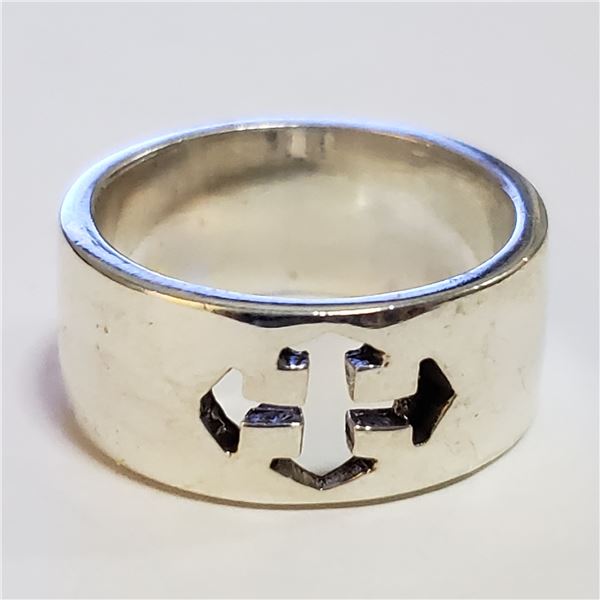 SILVER RING (~SIZE 5.5)(~WEIGHT 7.25G)