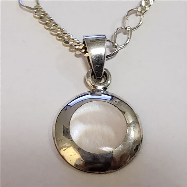 SILVER NECKLACE (~LENGTH 17INCHES)(~WEIGHT 4.5G)