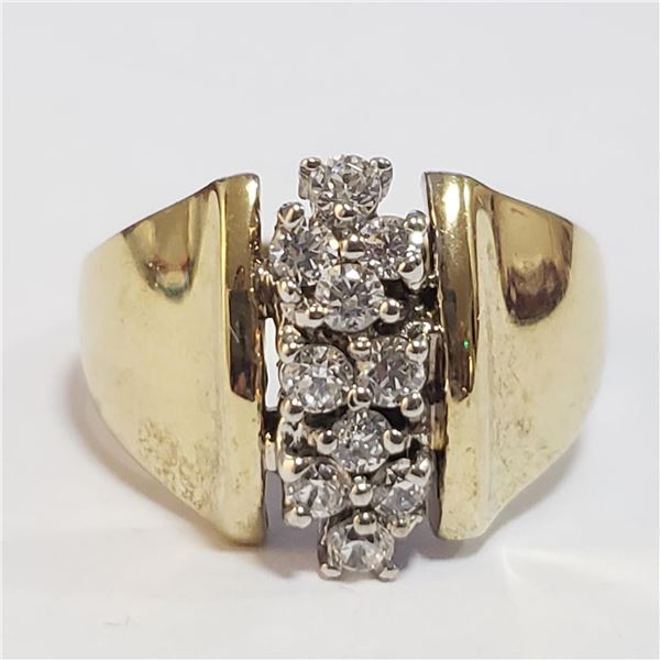 SILVER CUBIC ZIRCONIA RING (~SIZE 6)(WEIGHT 5.52G)