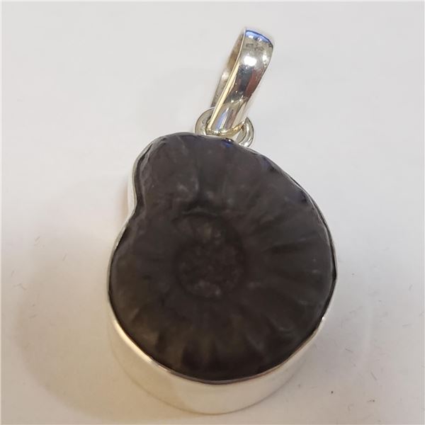 SILVER GENUINE GEMSTONE PENDANT(~WEIGHT 7.45G)