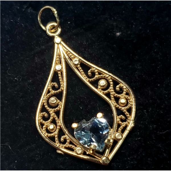10K YELLOW GOLD BLUE TOPAZ 0.95G PENDANT