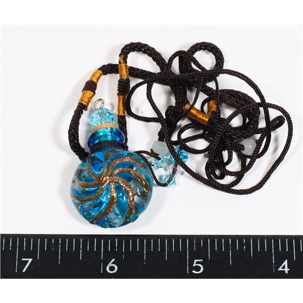 NEW ADJUSTABLE ROPE NECKLACE WITH FILLABLE PERFUME