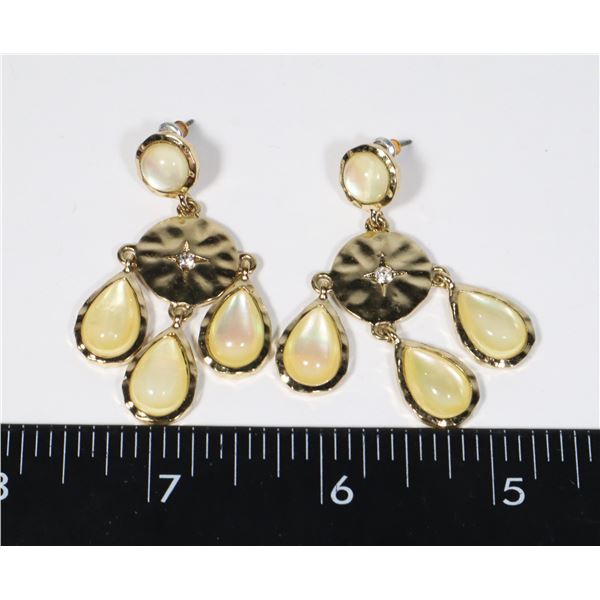 GOLD TONE IRIDESCENT YELLOW DROP EARRINGS