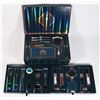 Image 1 : NEW MAKE UP AND BEAUTY GIFT BOX SET. INCLUDES