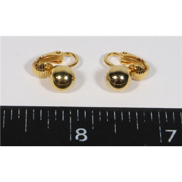 GOLD TONE CLIP ON EARRINGS