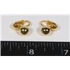 Image 1 : GOLD TONE CLIP ON EARRINGS