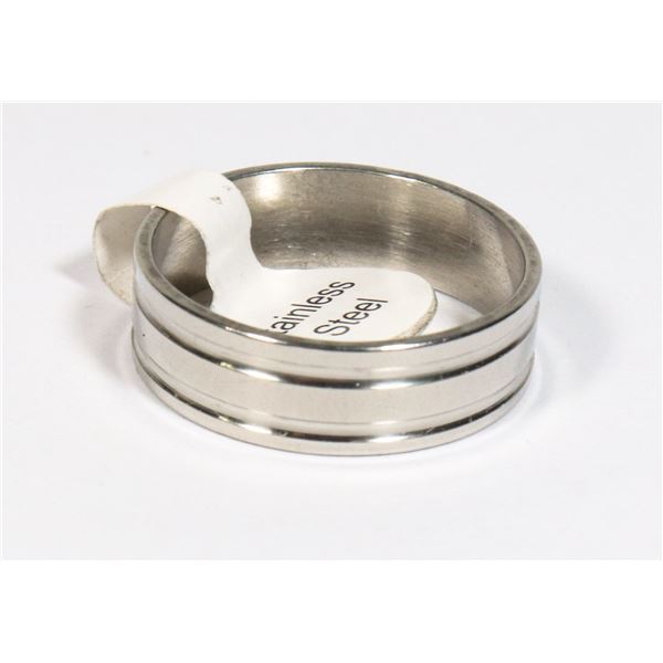 NEW SIZE 11 SILVER TONE STAINLESS STEEL RING