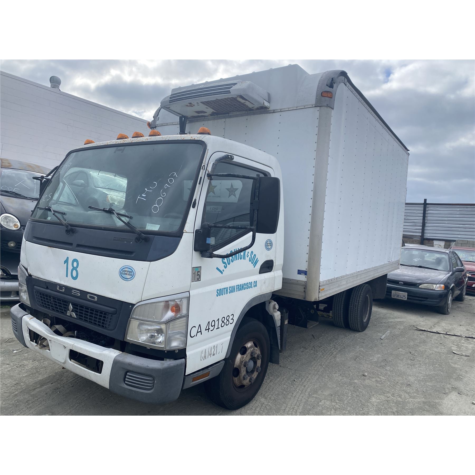 2008 Mitsubishi fuso FE84D