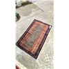 Image 2 : AREA RUG 50" X 31"