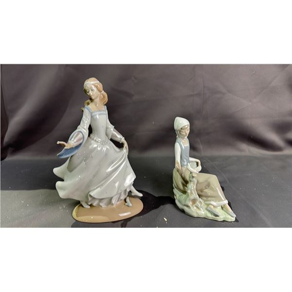 2 LLADRO HAND MADE IN SPAIN FIGURINES  *BROKEN WRIST ON ONE*