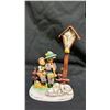 Image 2 : 4 GOEBEL HUMMELS FIGURINES