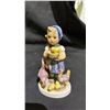 Image 2 : 3 GOEBEL HUMMELS FIGURINES