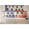 Image 1 : 2001 US MINT SET (UNC) P/D (WITH ENVELOPES)