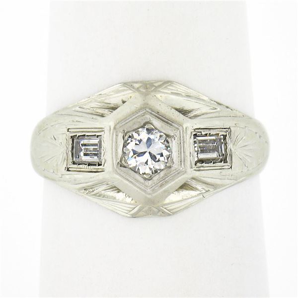 Antique Art Deco 18k Gold Old European w/ Baguette Diamond Hand Engraved Ring