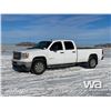Image 1 : 2013 GMC SIERRA 3500 HD CREW CAB PICKUP