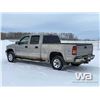 Image 4 : 2002 GMC SIERRA 2500HD CREW CAB PICKUP