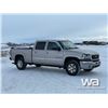 Image 2 : 2005 GMC SIERRA 2500HD CREW CAB PICKUP