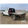 Image 4 : 2013 FORD F350 XL CREW CAB FLATBED TRUCK