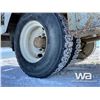 Image 16 : 1998 INTERNATIONAL 4700 DT466E S/A SERVICE TRUCK