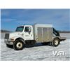 Image 1 : 1998 INTERNATIONAL 4700 DT466E S/A SERVICE TRUCK