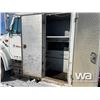Image 22 : 1998 INTERNATIONAL 4700 DT466E S/A SERVICE TRUCK