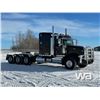 Image 2 : 2016 PETERBILT 367 TRI DRIVE SLEEPER TRUCK TRACTOR