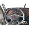 Image 10 : 2003 PETERBILT 378 T/A SLEEPER TRUCK TRACTOR
