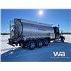 Image 3 : 2015 PETERBILT 367 TRI DRIVE 22,000 L TANK TRUCK