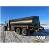 Image 4 : 1996 FREIGHTLINER T/A WATER TRUCK