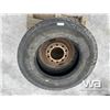 Image 3 : (2) 11R24.5 TRUCK TIRES