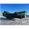 Image 2 : 2008 CHIEFTAN 1700 3-DECK POWER CRAWLER SCREENING