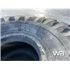 Image 5 : (2) YOKAHAMA 29.5-25 LOADER TIRES
