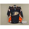 Image 4 : SIGNED ANAHEIM DUCKS RICKARD RAKELL JERSEY