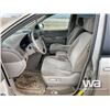 Image 6 : 2006 TOYOTA SIENNA MINIVAN