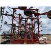 Image 17 : BOURGAULT 8800 37 FT. CULTIVATOR/AIR SEEDER