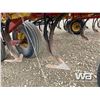 Image 19 : BOURGAULT 8800 37 FT. CULTIVATOR/AIR SEEDER
