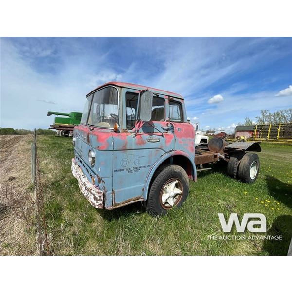 FORD C700 S/A COE TRUCK