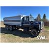 Image 3 : 1977 FORD T884 T/A GRAIN TRUCK