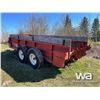 Image 4 : INTERNATIONAL 595 T/A MANURE SPREADER