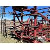 Image 5 : IHC 4500 30 FT VIBRASHANK CULTIVATOR