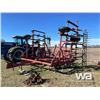Image 8 : IHC 4500 30 FT VIBRASHANK CULTIVATOR
