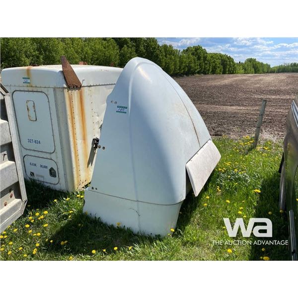 TRUCK TOP WIND DEFLECTOR