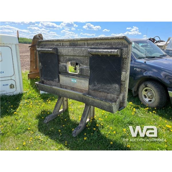 HEADACHE RACK FOR KENWORTH TRUCK