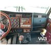 Image 8 : 2004 KENWORTH W900B T/A SLEEPER TRUCK TRACTOR