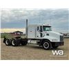 Image 2 : 2006 MACK VISION C8613 T/A SLEEPER TRUCK TRACTOR