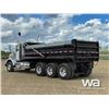 Image 4 : 2009 KENWORTH T800 TRI-DRIVE DUMP TRUCK