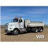 Image 1 : 2000 KENWORTH T800B T/A DUMP TRUCK
